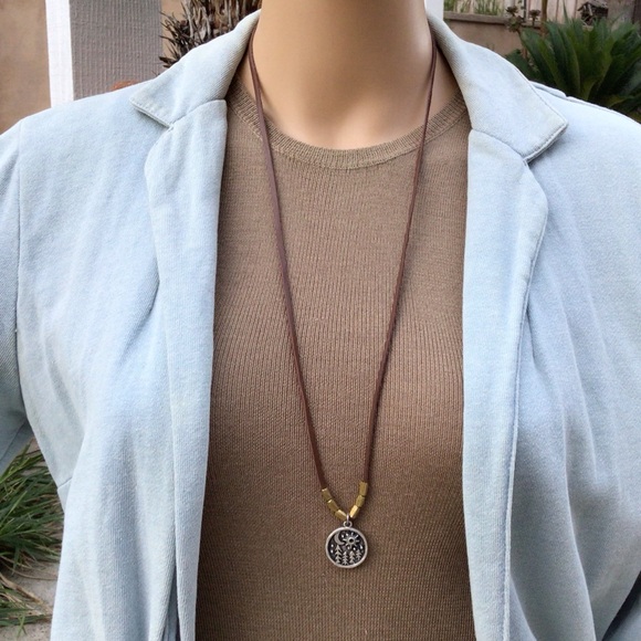 New Sundance charm necklace leather cord - Picture 4 of 12